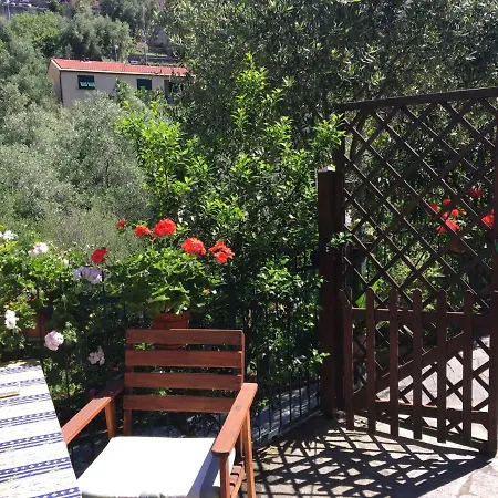 La Casa Al Mare * Celle Ligure