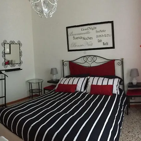 La Casa Al Mare Bed & Breakfast Celle Ligure